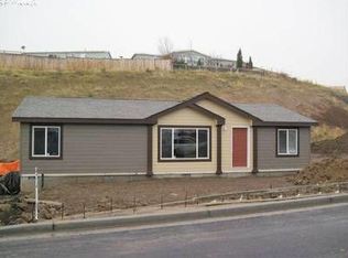 3074 SW River View Dr, Pendleton, OR 97801