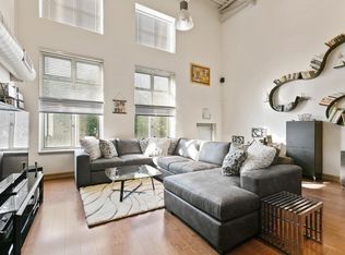 42 Myrtle St #A2, Somerville, MA 02143