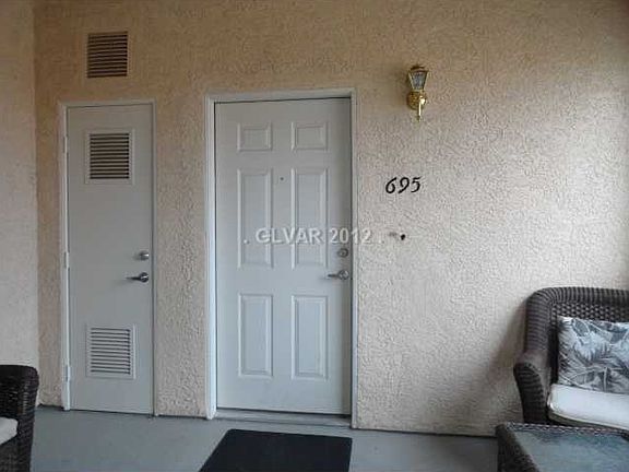 3rd image of 695 Bay View Dr #695