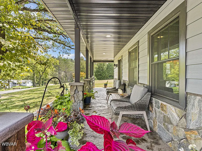 1348 Radio Club Rd #UPPER LEVEL — Photo 2