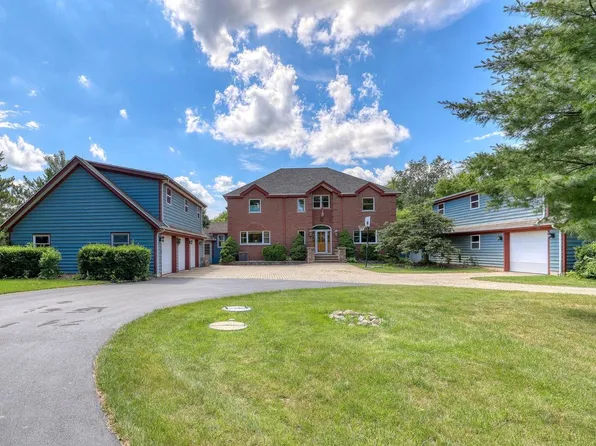 6444 Brever ROAD, Burlington, WI 53105