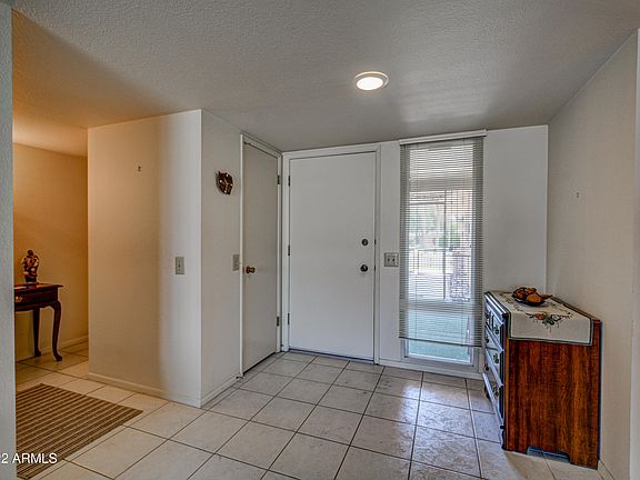4th image of 12715 W Maplewood Dr