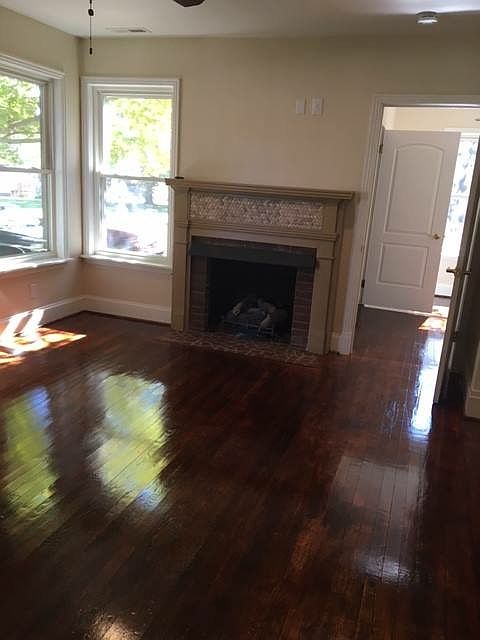 2nd image of 602 Meadowbrook Rd