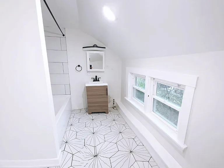 1553 Dixmont Ave #2 — Photo 4