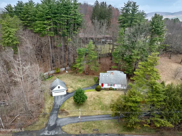193 Cold Spring Rd, Williamstown, MA 01267