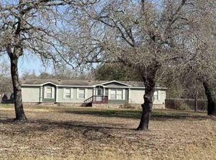 80 Savannah Rdg, Von Ormy, TX 78073