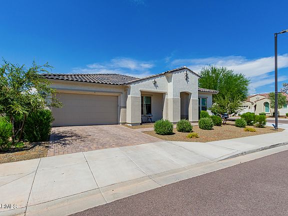 4th image of 3308 E CASHMAN Drive