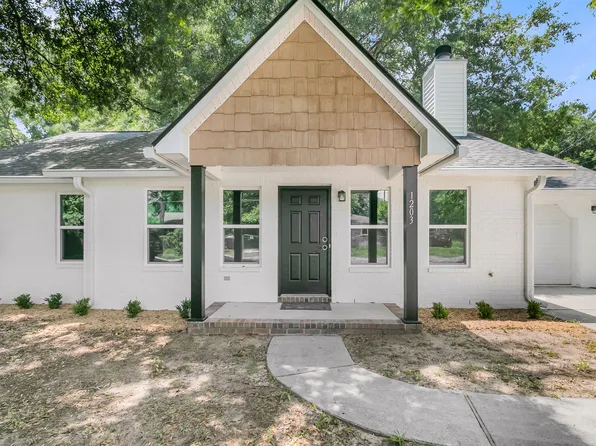 1203 Sea Aire Dr, Charleston, SC 29412