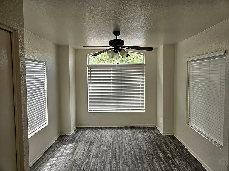 173 W Jasper Dr — Photo 10