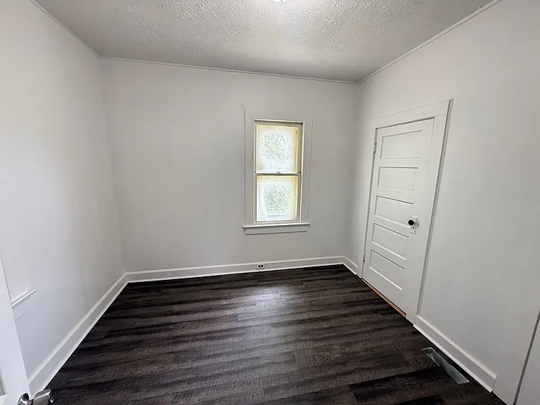 1116 Cedar St — Photo 6
