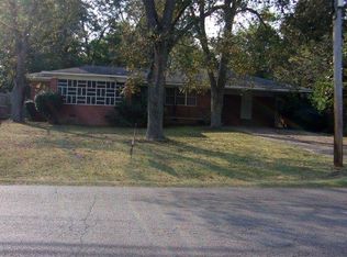 1845 42nd Ave, Meridian, MS 39307