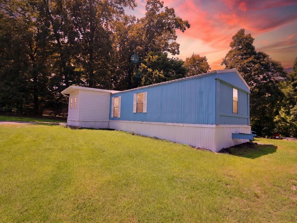 1st image of 212 Virginia Cir