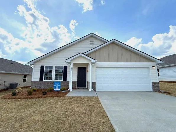 101 Denise Dr, Chatsworth, GA 30705