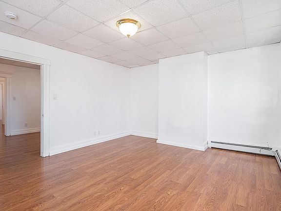 5th image of 45 Wright Ave APT 5