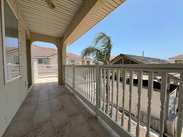 14813 Leeward Dr #404 — Photo 24