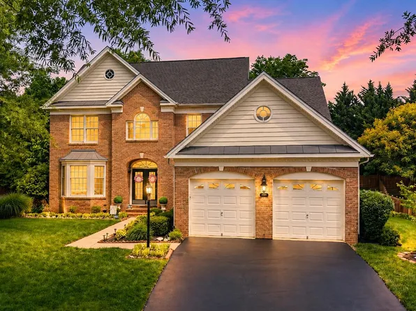 5359 Yorktown Run Ct, Haymarket, VA 20169