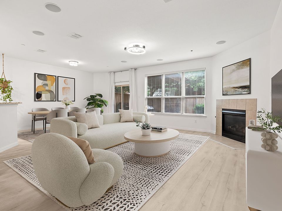 1st image of 2657 Jacobson Dr