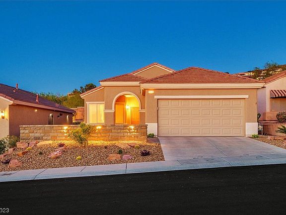 2nd image of 1822 High Mesa Dr