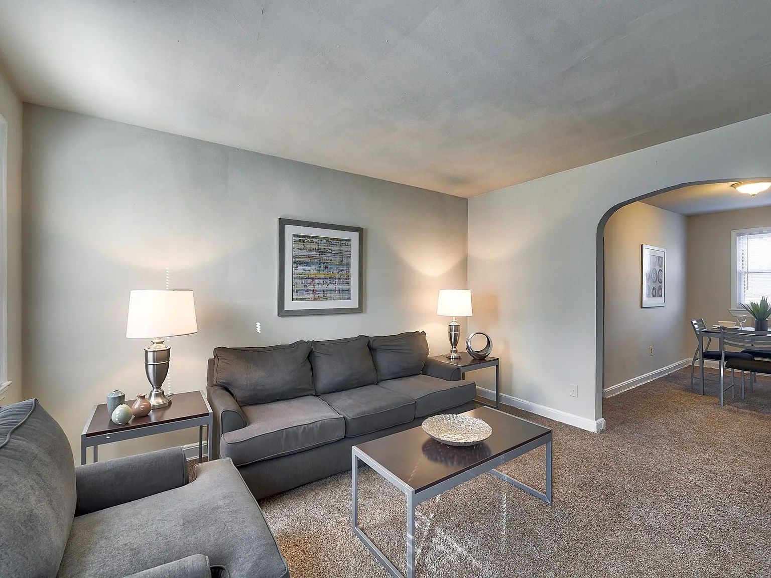 Caral Gardens Apartments and Townhomes — Photo 3