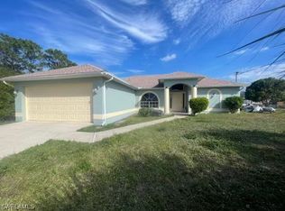 407 Chamonix Ave S, Lehigh Acres, FL 33974