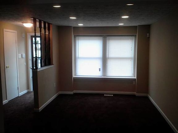 Living Room (Dining Room