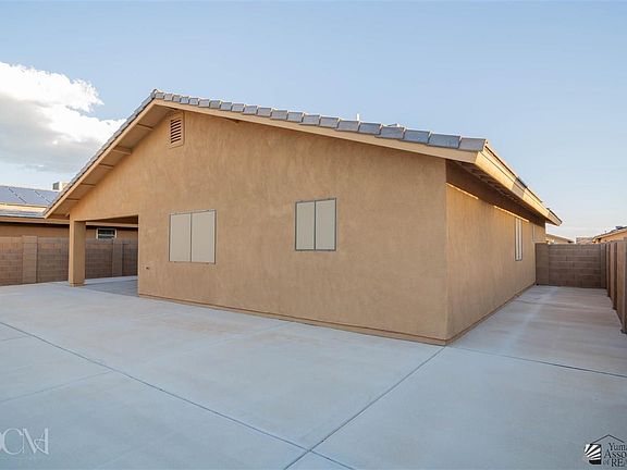 4th image of 10120 E 33rd Pl