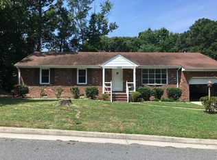 1107 Briarcliffe Dr, Colonial Heights, VA 23834