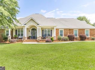 202 Lowpoint Trl, Warner Robins, GA 31093