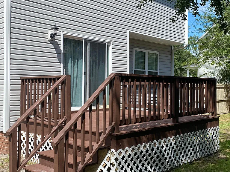 212 Shellbank Dr — Photo 3