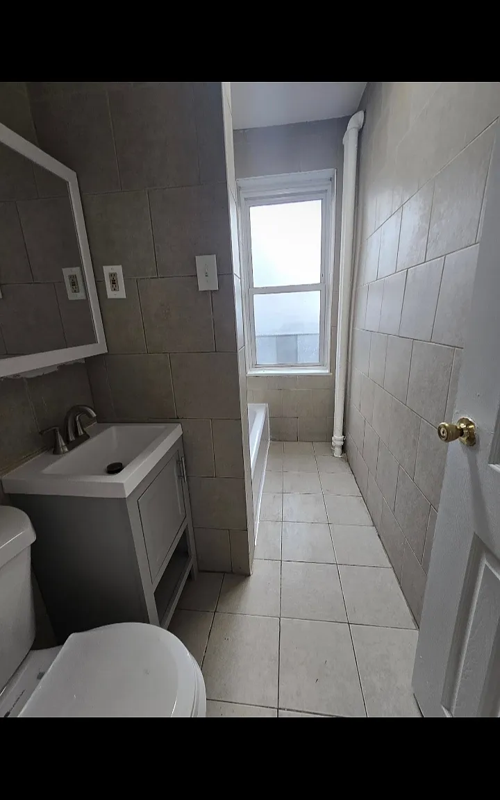 1 bed, $1,525 — Photo 2