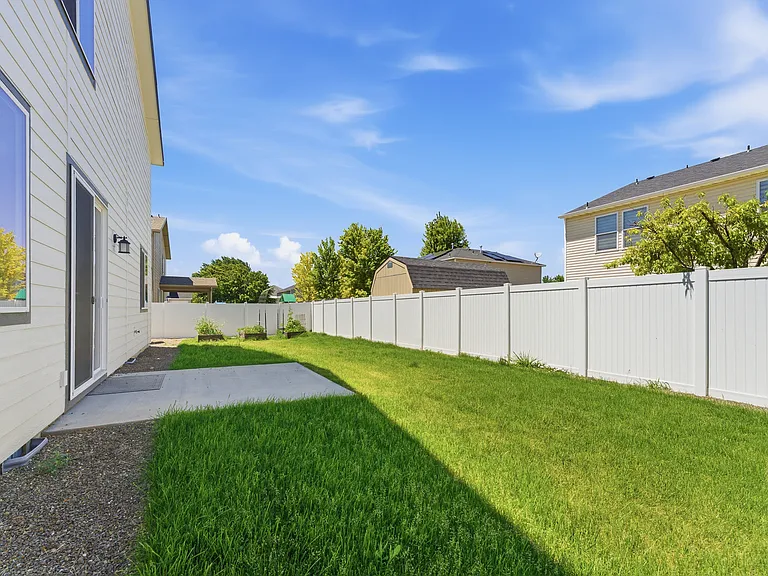 162 W Great Bear St — Photo 38