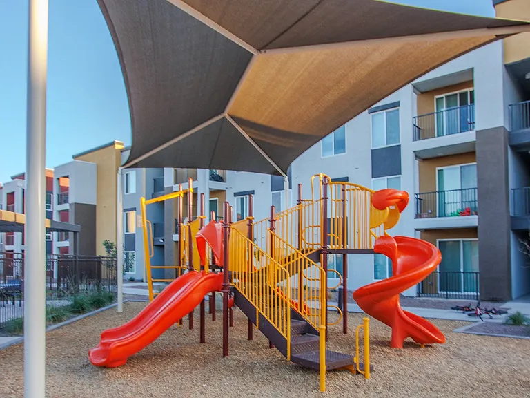 Copa Flats — Photo 62
