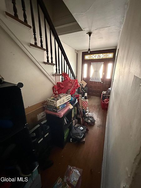 4th image of 1819 6th Avenue
