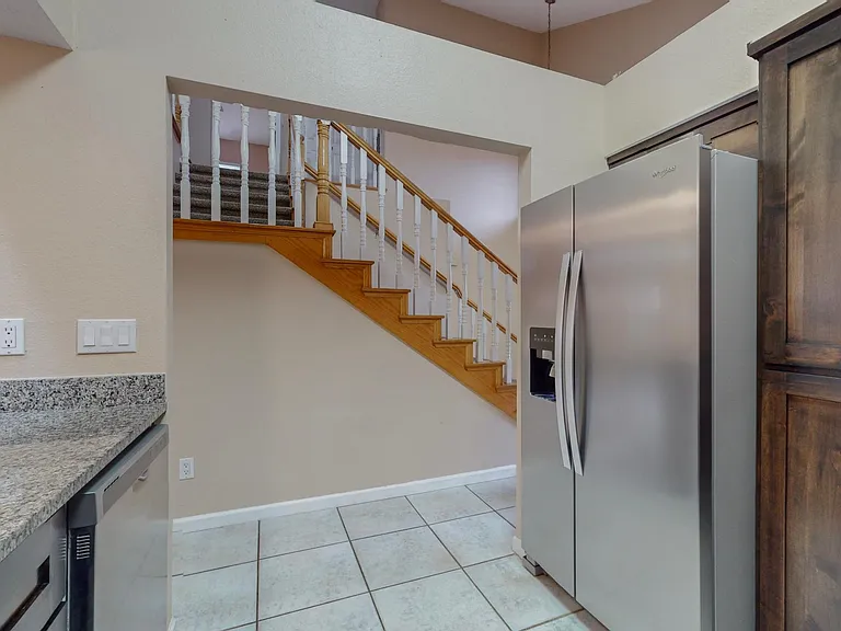 8405 Fairmont Dr NW — Photo 23