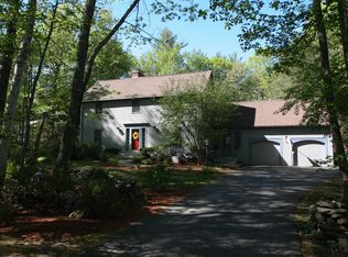 4 Baldwin St, Windham, NH 03087