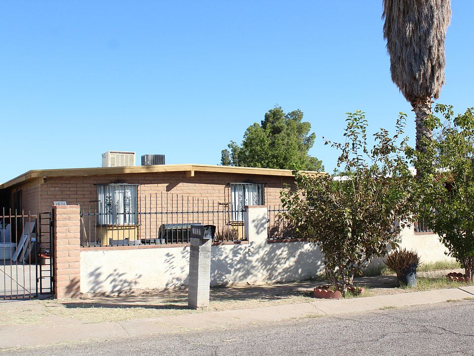 1st image of 1651 E Camino Carreta
