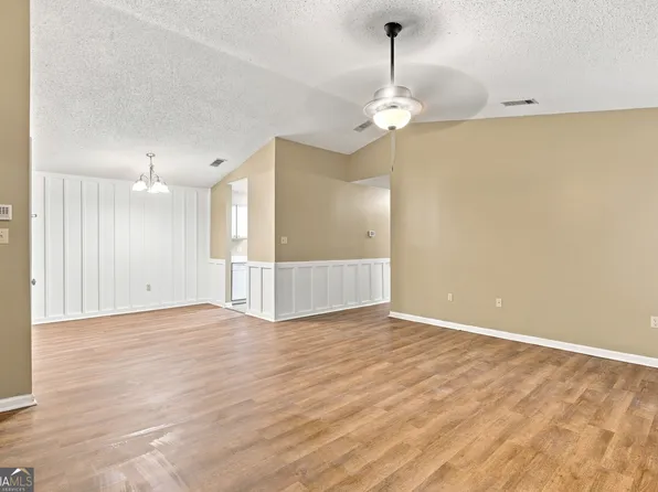 2092 S Sherwood Dr APT K96, Valdosta, GA 31602