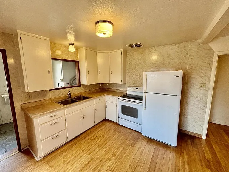 628 Washakie St — Photo 23