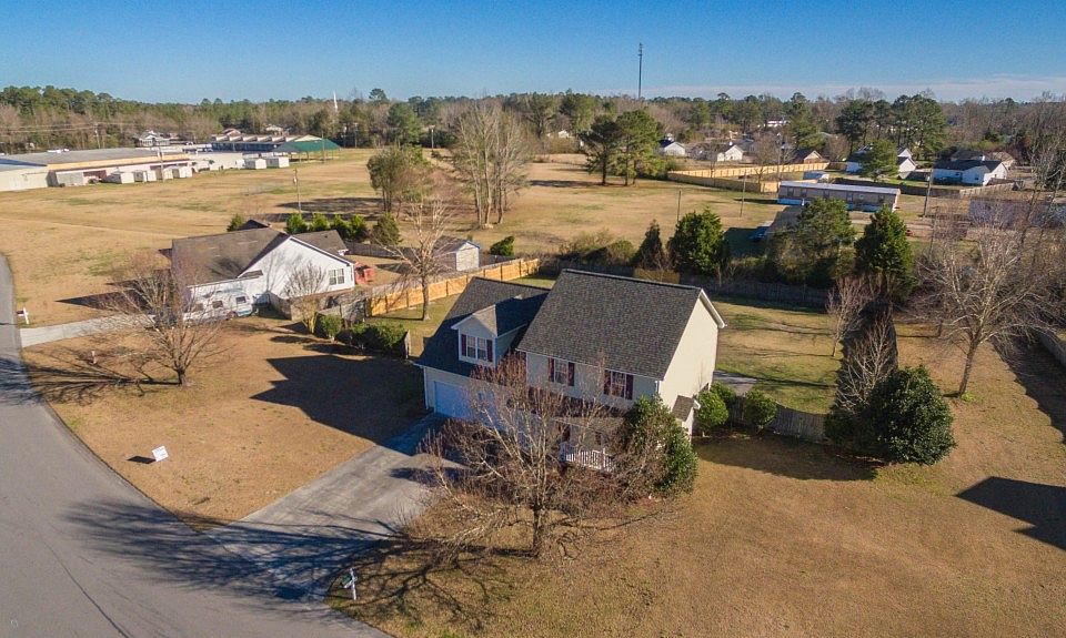 2nd image of 139 Bridlewood Dr
