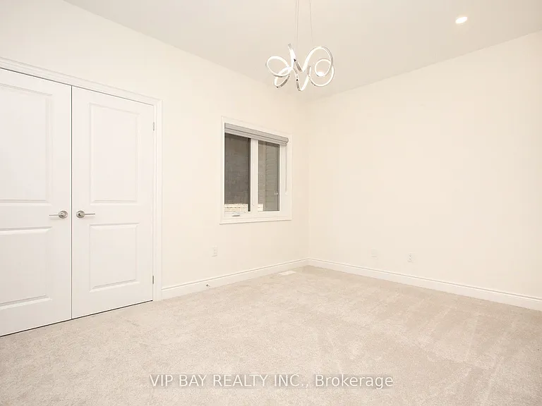 8 Tremoy Rd — Photo 28