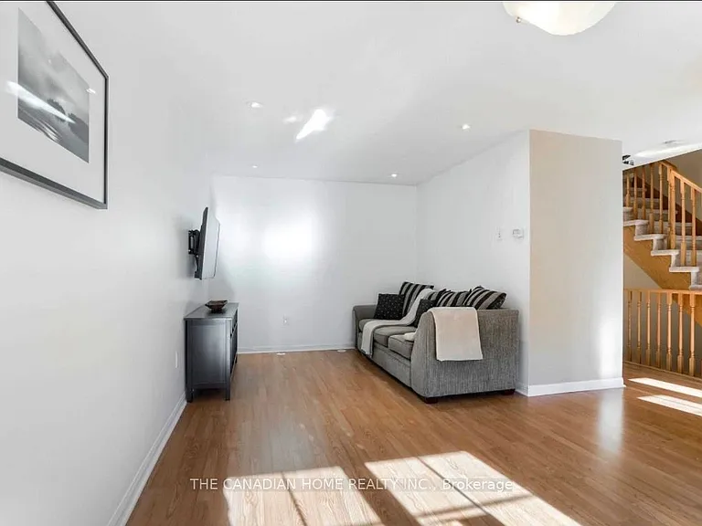 929 Deverell Pl — Photo 6