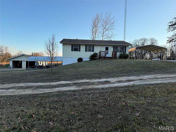 2nd image of 5766 County Road 3180