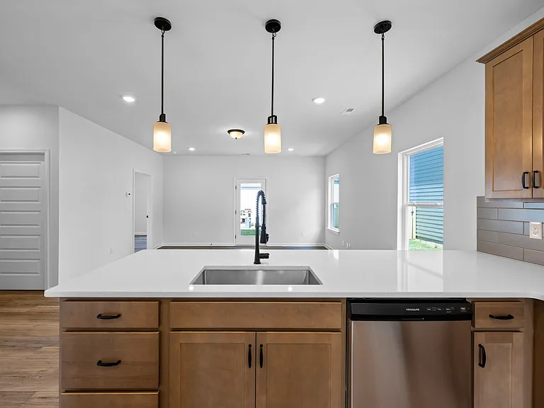 1408 Centerstone Ln — Photo 3