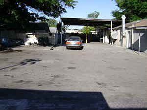 5th image of 3917 W South Ave