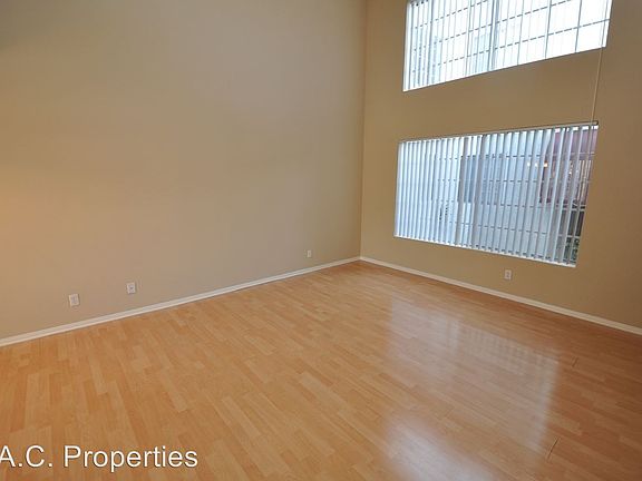 5th image of 11416 Albers St APT 203