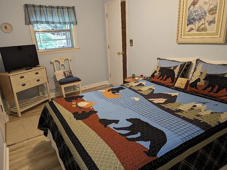 305 Shields View Dr — Photo 16