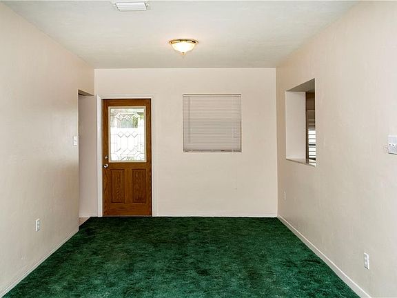4th image of 2102 75th Way N