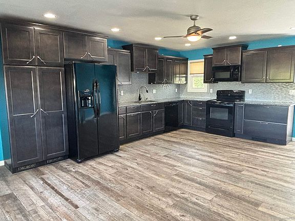 4th image of 4106 Kiowa Dr