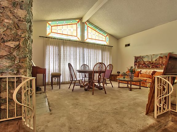 3rd image of 4332 Greenwich Cir