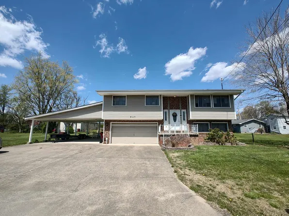 907 Washington Ave, Wurtland, KY 41144